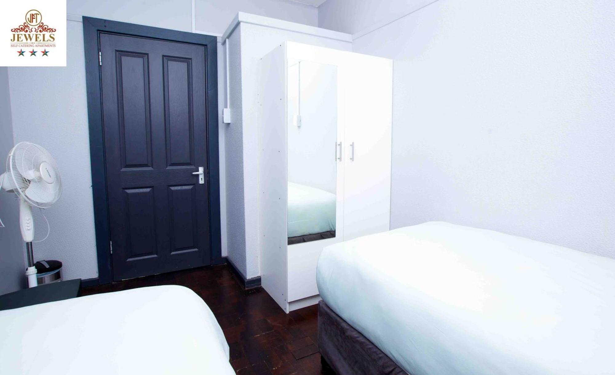 Bed and Breakfast Jft Self Catering Units East London Zewnętrze zdjęcie